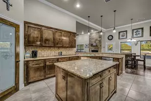 200 Waynell St, White Settlement, TX 76108 - Photo 14