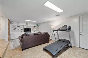 2302 11th St, Brownwood, TX 76801 - Photo 20