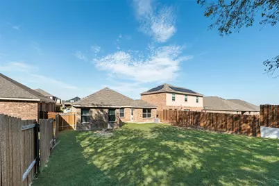 124 Morning Glory, Sanger, TX 76266 - Photo 30