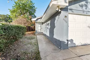 2003 Fleur De Lis Ct, Arlington, TX 76012 - Photo 22