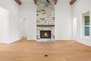 2012 Skylane Dr, Granbury, TX 76049 - Photo 8