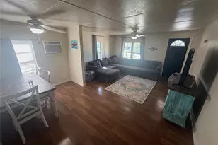 511 W Navasota St, Groesbeck, TX 76642 - Photo 4