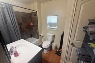 511 W Navasota St, Groesbeck, TX 76642 - Photo 8