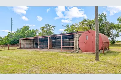 9651 County Road 99 S, Vernon, TX 76384 - Photo 34
