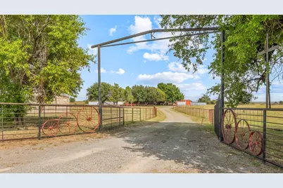 9651 County Road 99 S, Vernon, TX 76384 - Photo 30