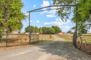 9651 County Rd 99 S, Vernon, TX 76384 - Photo 30