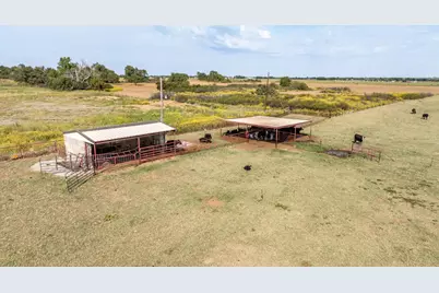 9651 County Road 99 S, Vernon, TX 76384 - Photo 36