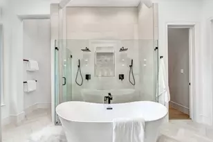 4633 Willow Ln, Dallas, TX 75244 - Photo 22