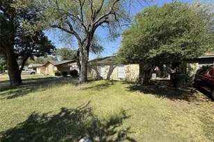 1453 Shorecrest Dr, Garland, TX 75040 - Photo 18