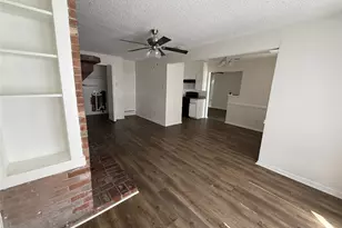 1453 Shorecrest Dr, Garland, TX 75040 - Photo 4