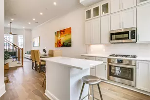 4636 Warwood Ln, Dallas, TX 75219 - Photo 4