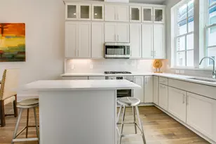 4636 Warwood Ln, Dallas, TX 75219 - Photo 2