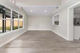 7105 Briardale Dr, North Richland Hills, TX 76182 - Photo 10