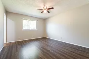 1108 Briar Ct, Benbrook, TX 76126 - Photo 16