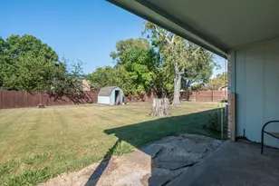 1108 Briar Ct, Benbrook, TX 76126 - Photo 18