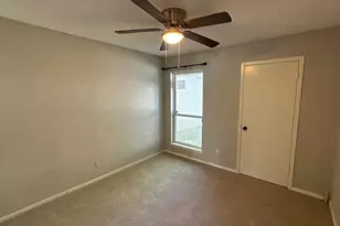 517 Fox Dr, Saginaw, TX 76179 - Photo 20