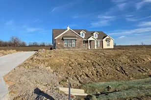 111 Hillview Trl, Decatur, TX 76234 - Photo 1