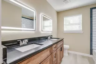 1320 Wayne St, Haltom City, TX 76117 - Photo 30