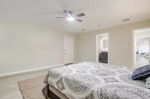 1320 Wayne St, Haltom City, TX 76117 - Photo 22