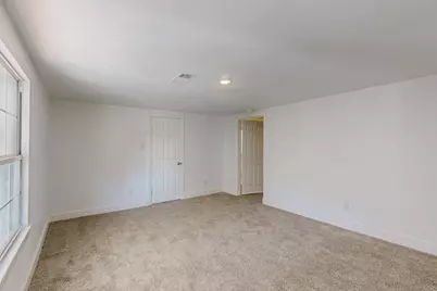 409 W Main Street #B, Whitesboro, TX 76273 - Photo 12