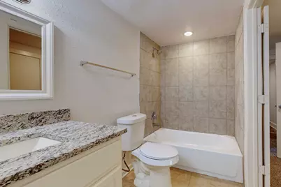 409 W Main Street #B, Whitesboro, TX 76273 - Photo 4