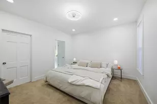 704 W Hull St, Denison, TX 75020 - Photo 12