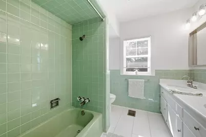 704 W Hull Street, Denison, TX 75020 - Photo 14