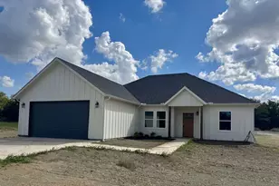 118 Indian Crk, Trenton, TX 75490 - Photo 1