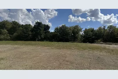 118 Indian Creek, Trenton, TX 75490 - Photo 4