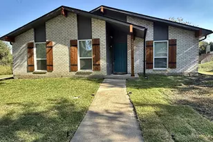 2922 Ashglen Dr, Garland, TX 75043 - Photo 1