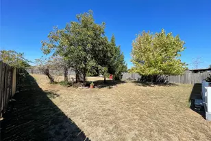 229 Heritage Dr, Crowley, TX 76036 - Photo 28