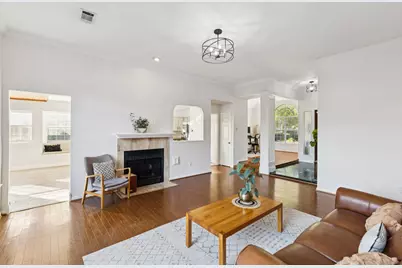 4204 Harvest Hill Court, Carrollton, TX 75010 - Photo 4