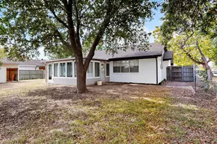 2902 Medina Dr, Garland, TX 75041 - Photo 38