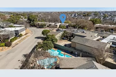 8350 Southmeadow Circle, Dallas, TX 75231 - Photo 22