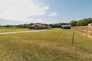 247 Co Rd 156, Whitesboro, TX 76273 - Photo 36