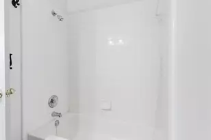 1016 Bonanza Dr, Arlington, TX 76001 - Photo 18