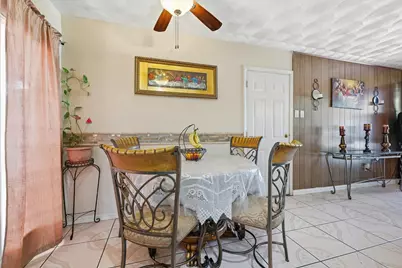 2604 Burning Tree Lane, Irving, TX 75062 - Photo 14