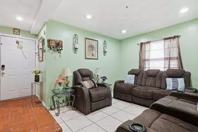 2604 Burning Tree Lane, Irving, TX 75062 - Photo 8