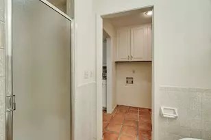 712 Indiana St, Graham, TX 76450 - Photo 24