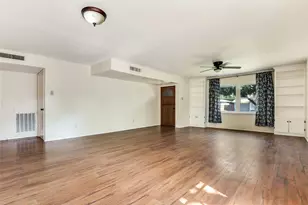 612 McKown Dr, Mansfield, TX 76063 - Photo 4