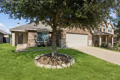 9428 Tierra Verde Drive, Fort Worth, TX 76177 - Photo 2