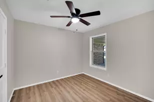 221 N Edgefield Rd, Waxahachie, TX 75165 - Photo 16