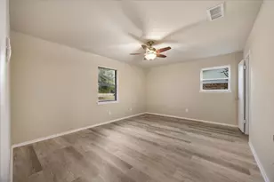 2625 Spruce Park Dr, Richland Hills, TX 76118 - Photo 14