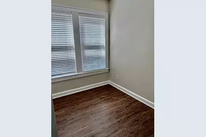 905 N Bishop Avenue #A, Dallas, TX 75208 - Photo 4