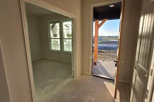 115 Hillview Trl, Decatur, TX 76234 - Photo 6