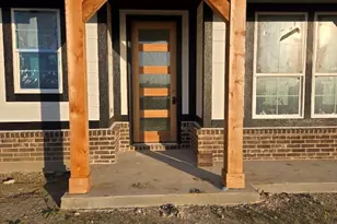 115 Hillview Trl, Decatur, TX 76234 - Photo 4