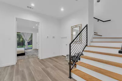 2339 Hondo Avenue, Dallas, TX 75219 - Photo 16