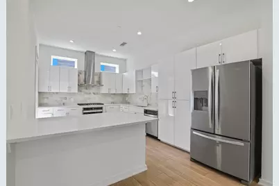 410 W 9th Street #209, Dallas, TX 75208 - Photo 6