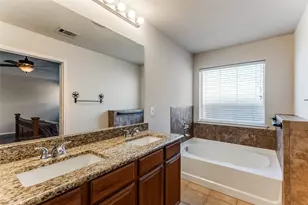 9124 Nathan Dr, White Settlement, TX 76108 - Photo 14