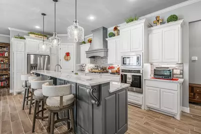 3218 Fountain Way, Granbury, TX 76049 - Photo 8